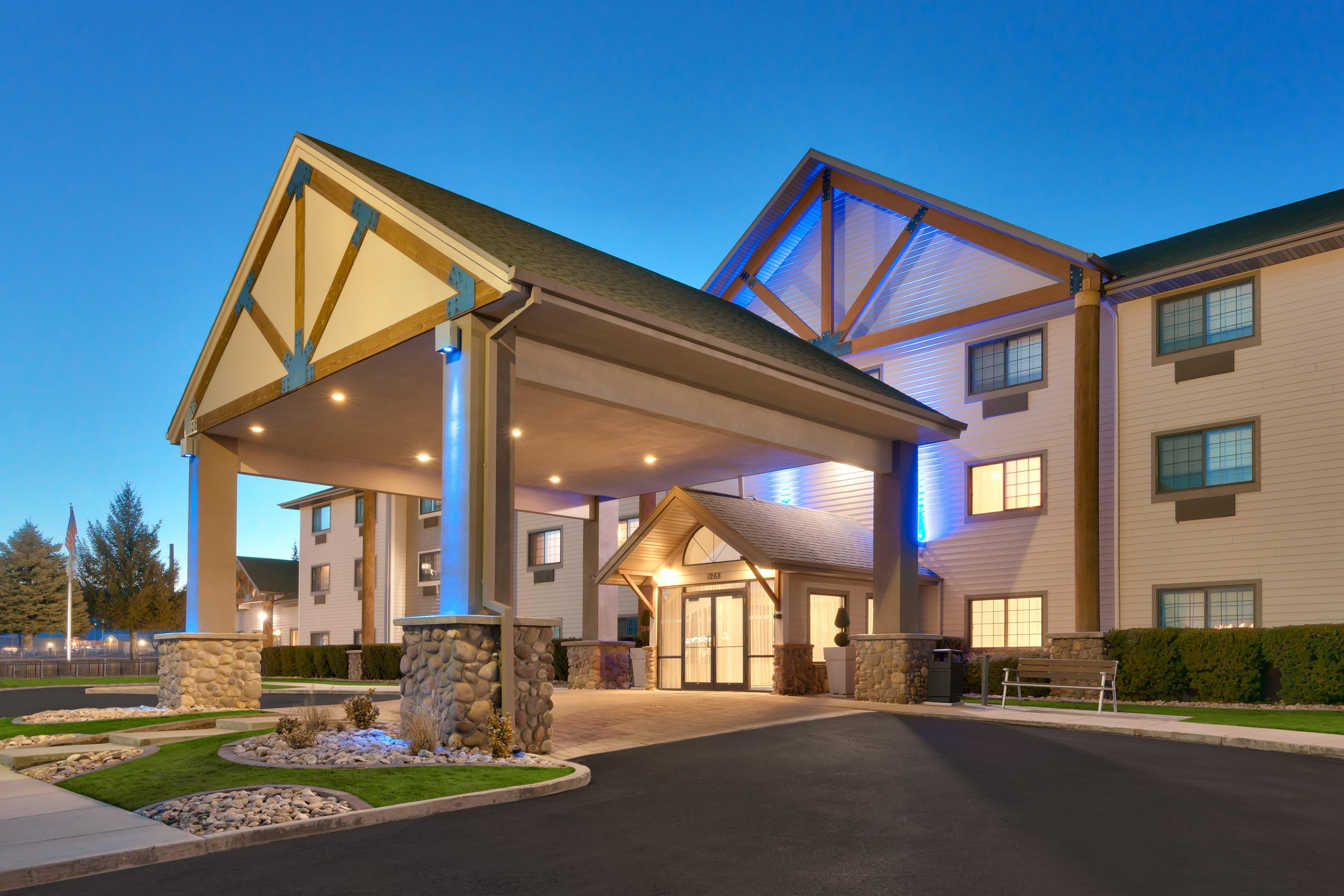 Holiday Inn Express Heber City By Ihg Exterior photo